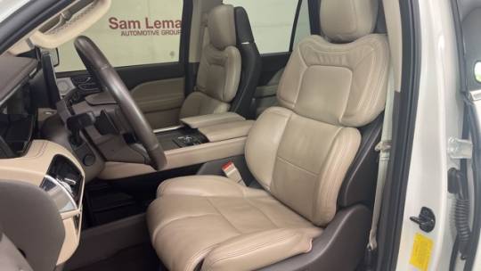 2022 Lincoln Navigator