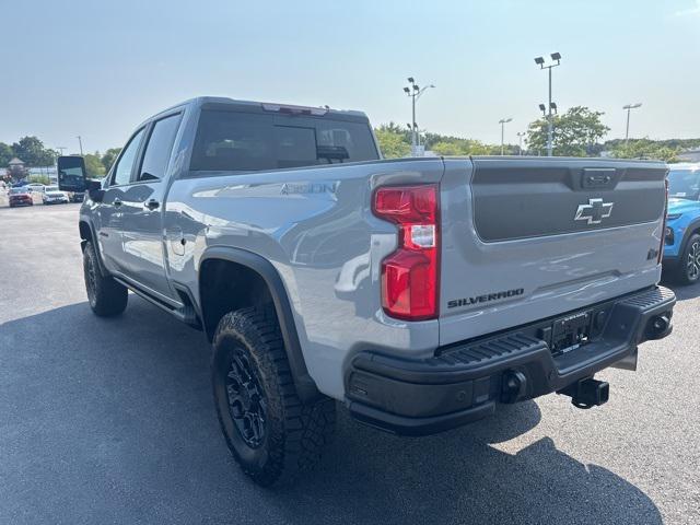 2024 chevrolet silverado 2500 4wd crew cab standard bed zr2