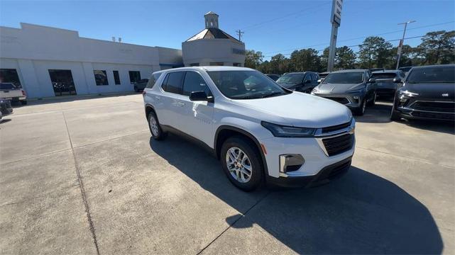 2022 chevrolet traverse ls