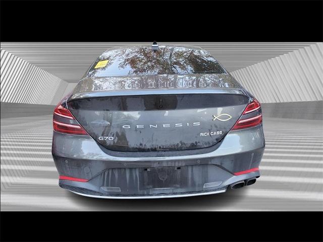 2022 genesis g70 2.0t