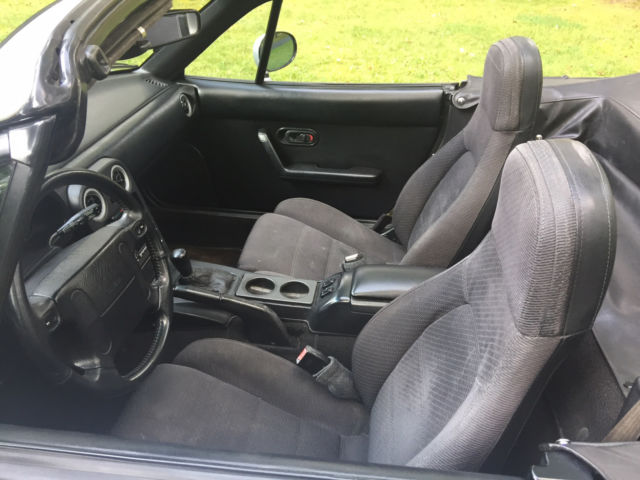 1990 mazda mx-5 miata silver