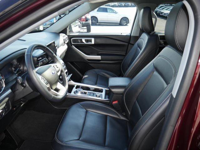 2022 ford explorer xlt