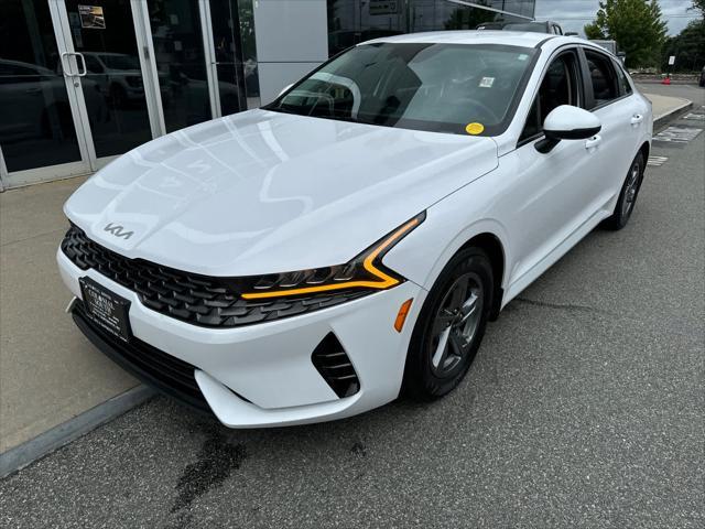 2022 kia k5 lx