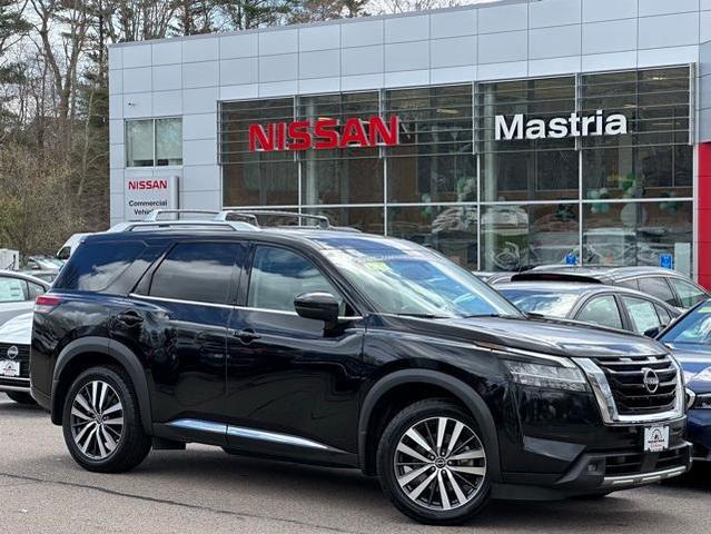 2023 nissan pathfinder platinum