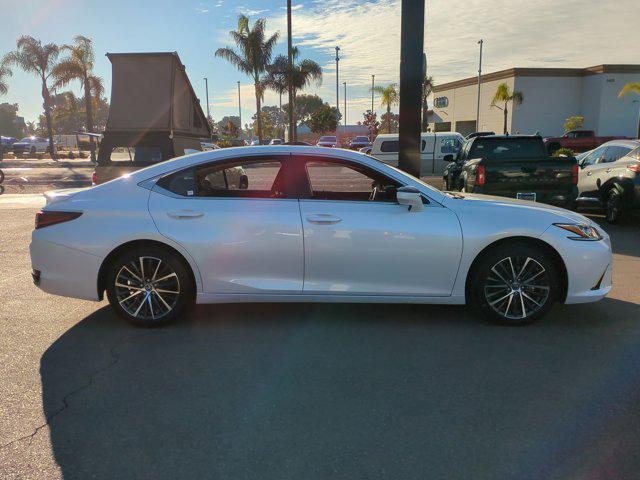 2024 lexus es 300h base