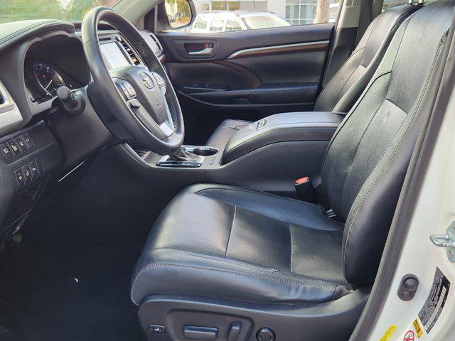 2015 toyota highlander limited platinum