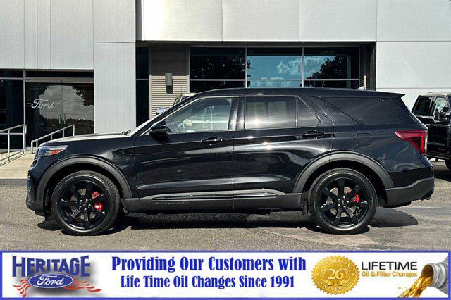 2022 ford explorer st