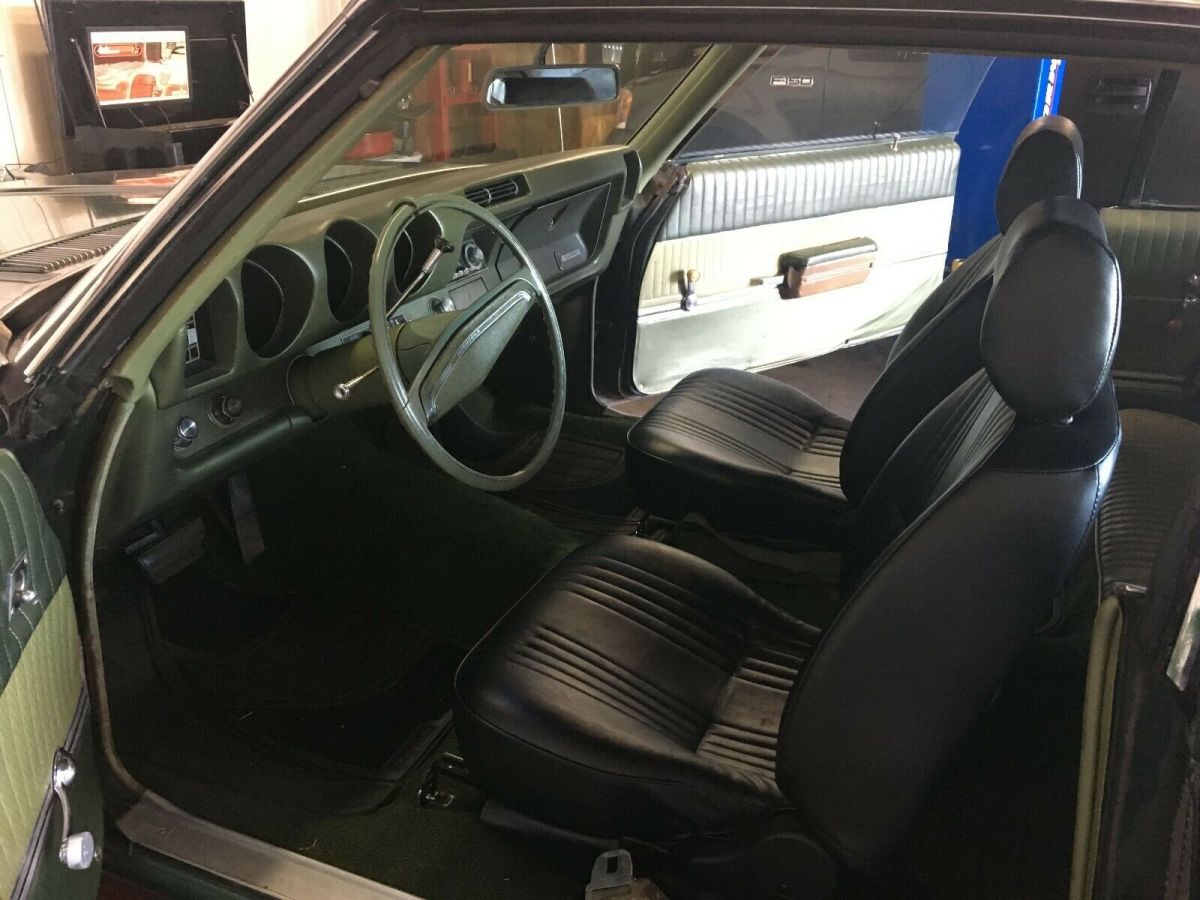 1969 oldsmobile cutlass supreme holiday coupe