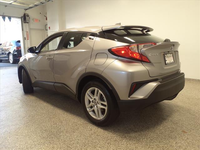 2020 toyota c-hr le