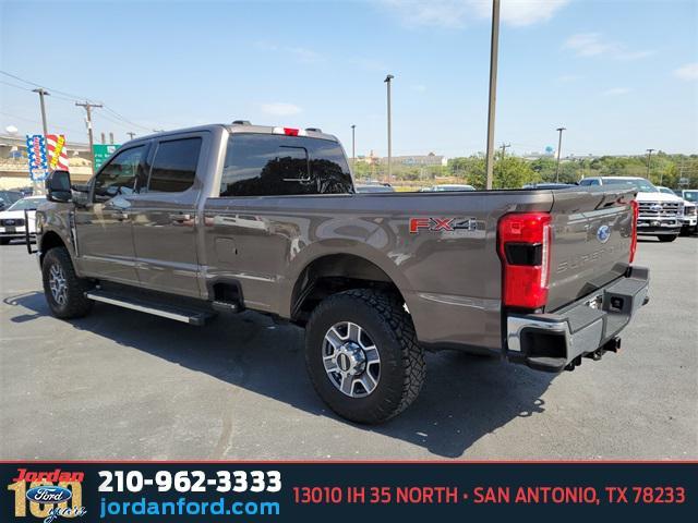 2023 ford f-250 lariat