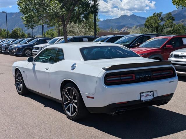 2023 dodge challenger r/t