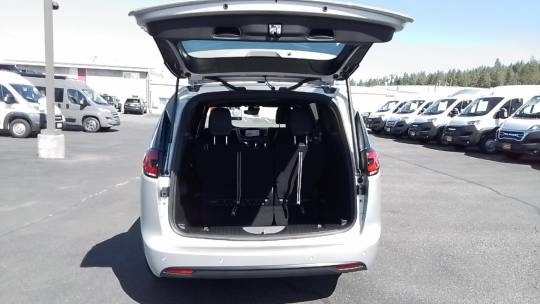 2024 Chrysler Pacifica