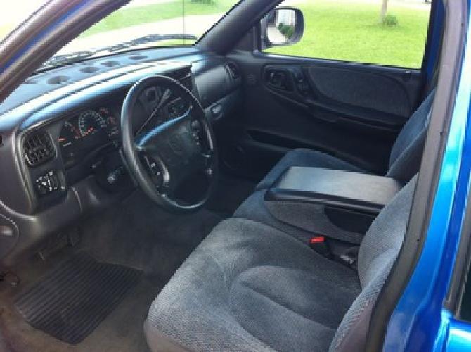 obo 99 dodge dakota slt only 85k in crown point, in