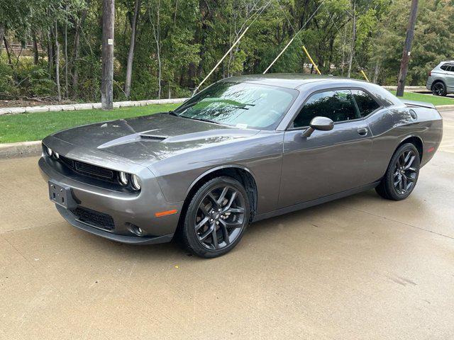 2023 dodge challenger sxt