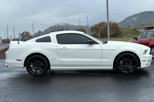 2014 ford mustang v6