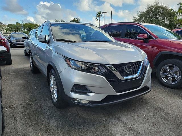 2021 nissan rogue sport sv