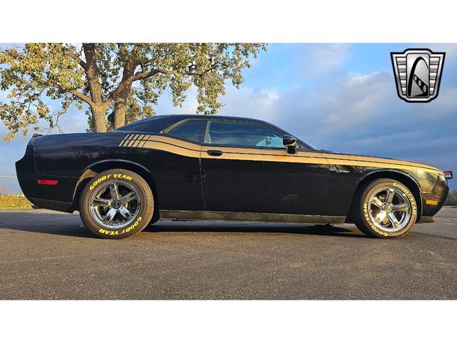 2012 dodge challenger in o'fallon, illinois