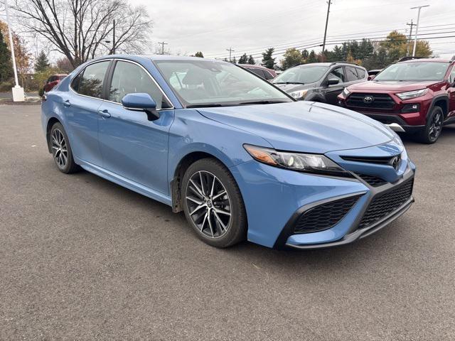2023 toyota camry se
