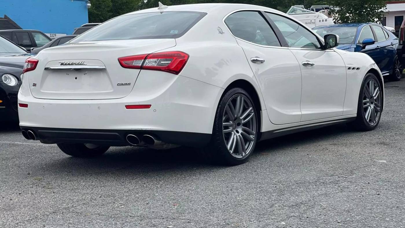 2016 maserati ghibli s q4
