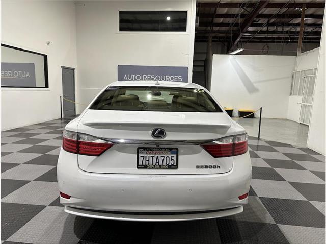 2014 lexus es 300h base