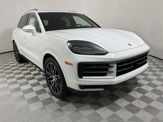 2024 porsche cayenne base