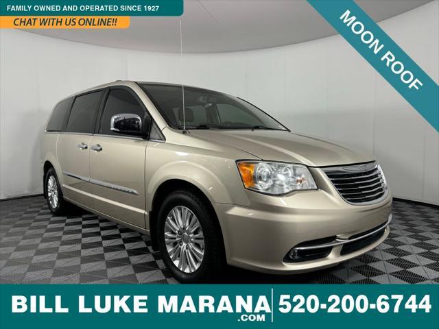 2014 chrysler town & country limited