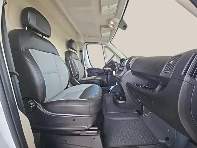 2016 ram promaster 1500 low roof