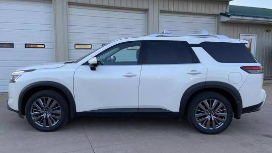 2022 Nissan Pathfinder