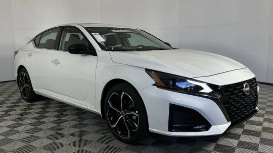 2025 Nissan Altima