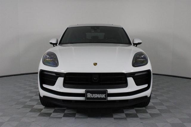 2024 porsche macan t
