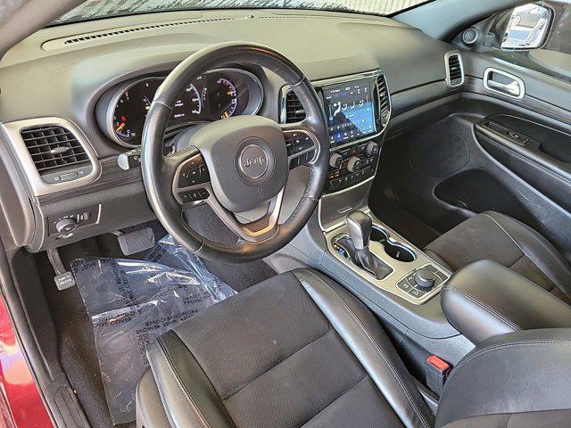 2022 jeep grand cherokee laredo