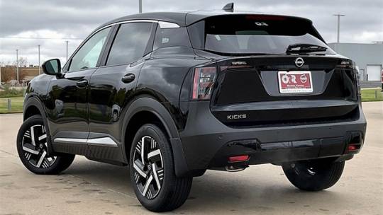 2025 Nissan Kicks