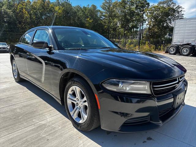 2016 dodge charger se