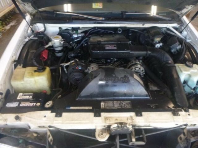 1993 chevrolet caprice wagon classic 181188 miles white w/wood paneling car 4-s