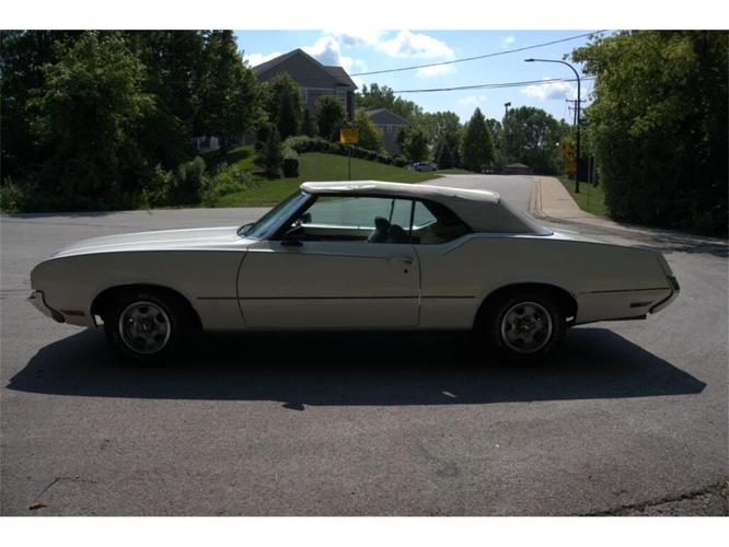 1972 oldsmobile cutlass in downers grove, illinois