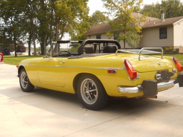 1974 mgb roadster last year of the chrome bumper mechanically sound car