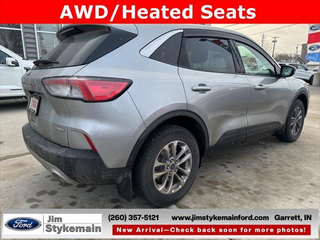 2021 ford escape se