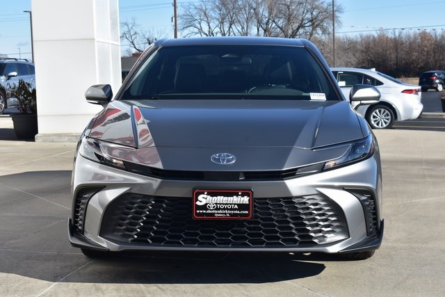 2025 toyota camry se