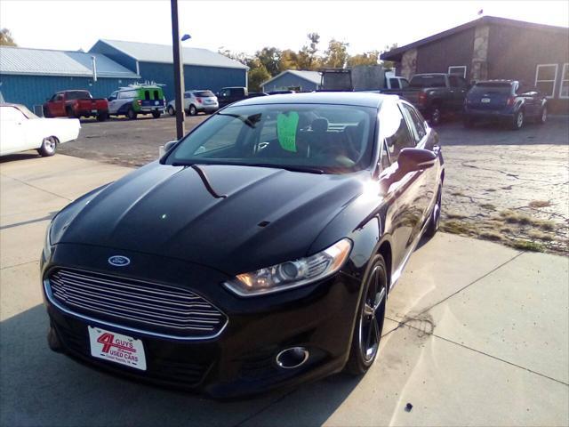 2016 ford fusion se