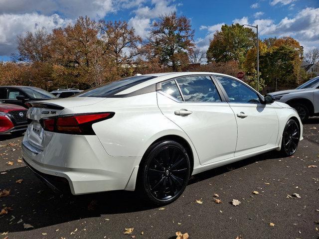 2022 nissan altima sr fwd