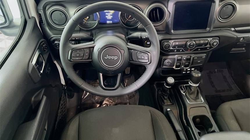 2023 jeep gladiator willys
