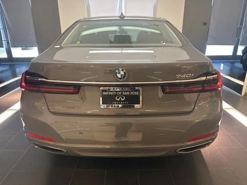 2020 bmw 740 in milwaukee, wisconsin