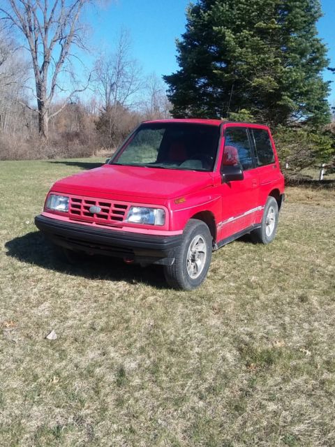 92 geo tracker tin top
