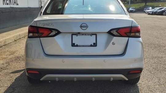 2023 nissan versa s