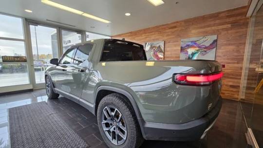 2022 Rivian R1T