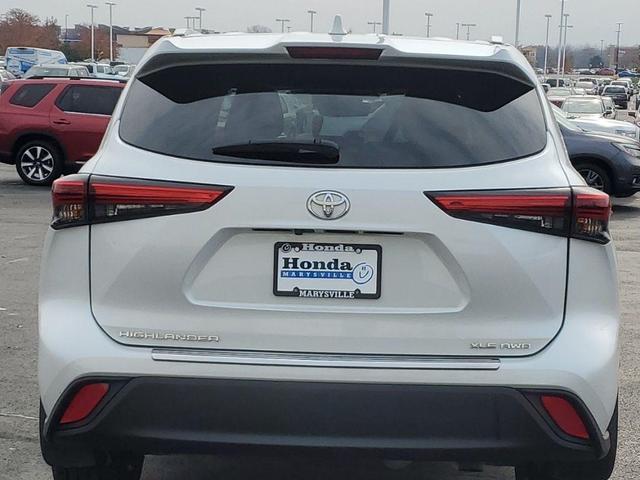 2023 toyota highlander xle