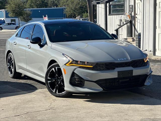 2022 kia k5 gt-line
