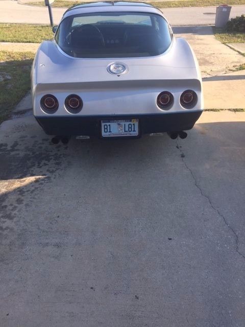 1981 corvette awesome condition , drive anywhere!!!!