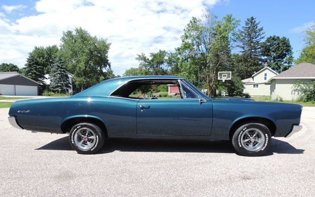 1967 pontiac gto sports coupe hardtop
