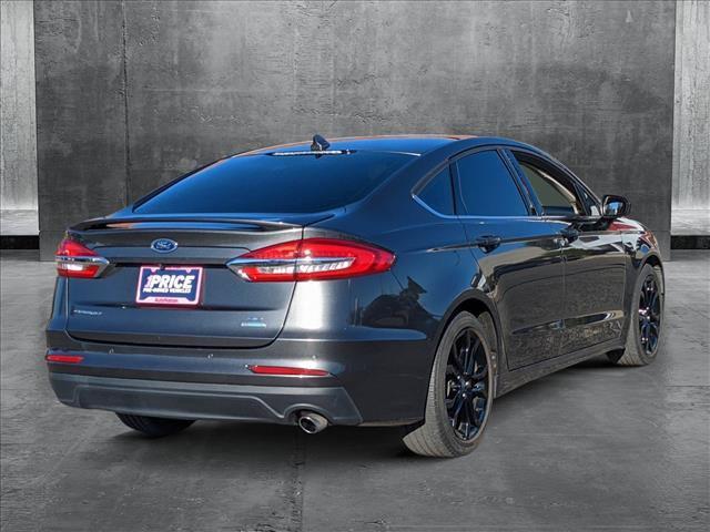 2019 ford fusion se
